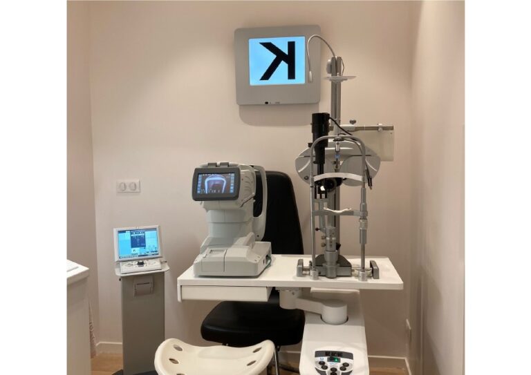 équipement pour un examen de la vue